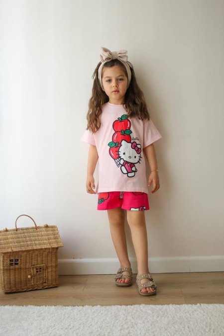 Hello kitty